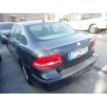 saab 9-3 berlina del año 2004