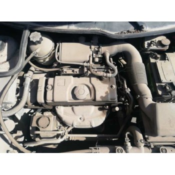 peugeot 206 berlina del año 2000