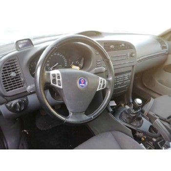 saab 9-3 berlina del año 2004