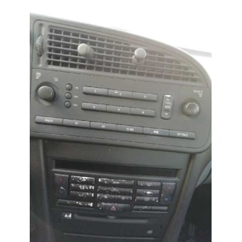 saab 9-3 berlina del año 2004