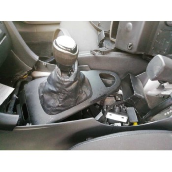 saab 9-3 berlina del año 2004