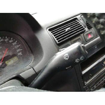 volkswagen golf iv berlina (1j1) del año 2000