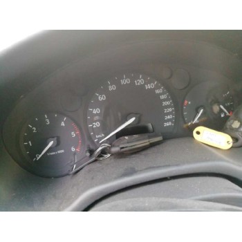 saab 9-3 berlina del año 2004