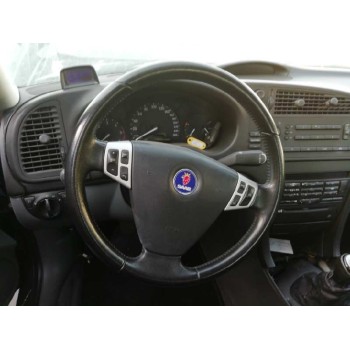 saab 9-3 berlina del año 2004