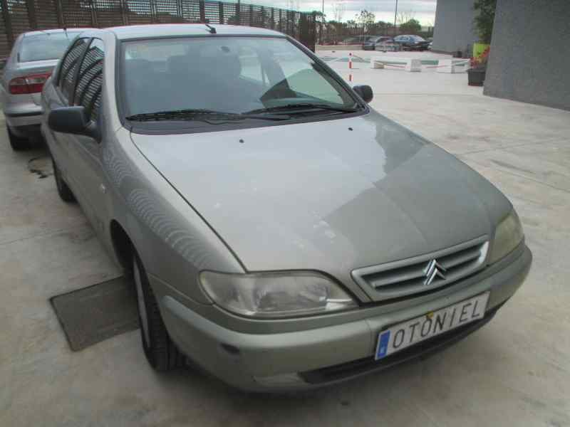 citroën xsara berlina del año 1999