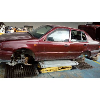 VOLKSWAGEN VENTO (1H2)