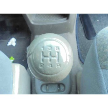 kia carens del año 2000