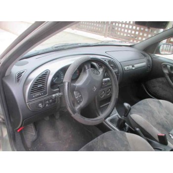 citroën xsara berlina del año 1999