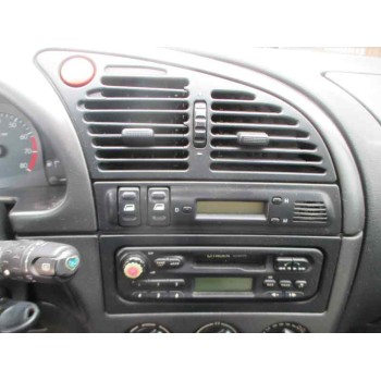 citroën xsara berlina del año 1999