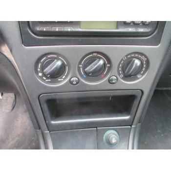 citroën xsara berlina del año 1999