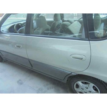 kia carens del año 2000