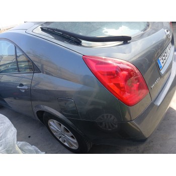 nissan primera hatchback (p12) del año 2003