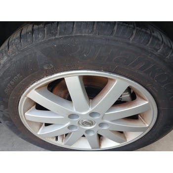 nissan primera hatchback (p12) del año 2003