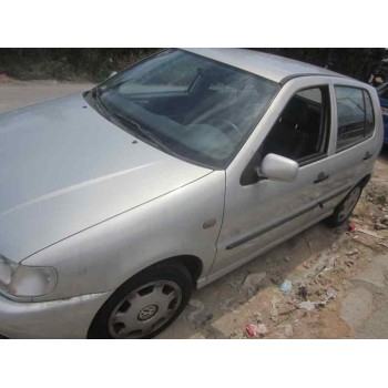 volkswagen polo berlina (6n1) del año 1999
