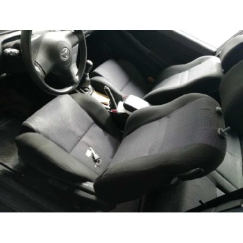 toyota corolla (e12) del año 2005