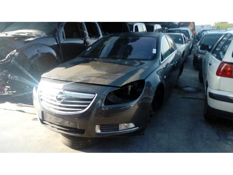OPEL INSIGNIA BERLINA