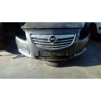 opel insignia berlina del año 2010