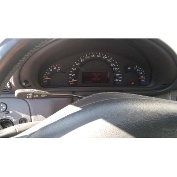 mercedes-benz clase c (w203) familiar del año 2002