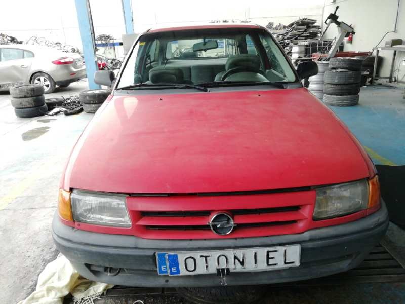 OPEL ASTRA F BERLINA