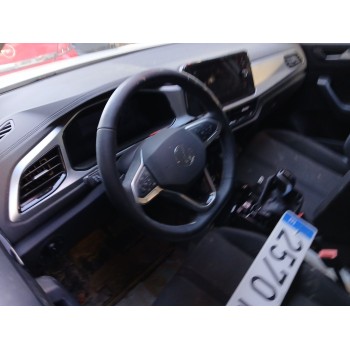 volkswagen t-roc (a11, d11) del año 2024