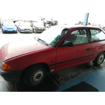 opel astra f berlina del año 1993