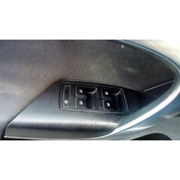 opel insignia berlina del año 2010