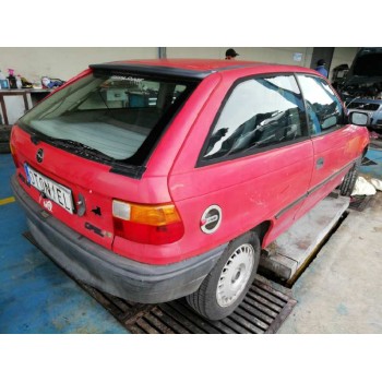 opel astra f berlina del año 1993