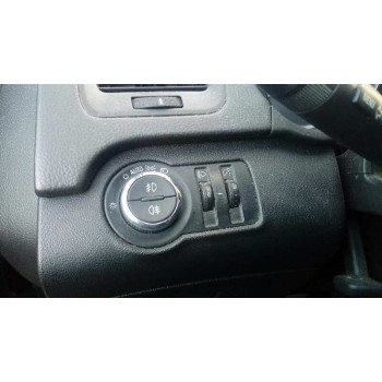 opel insignia berlina del año 2010