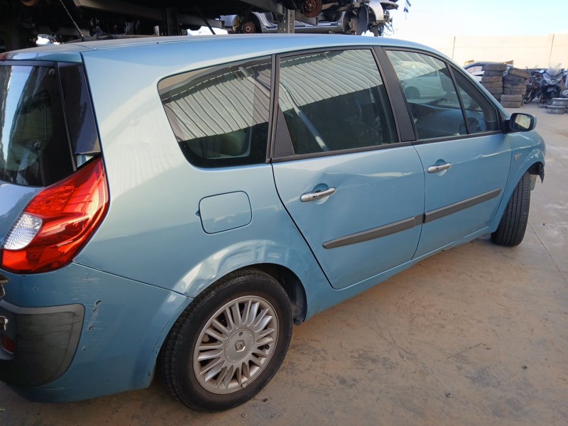 RENAULT GRAND SCÉNIC II (JM0/1_)