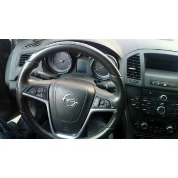 opel insignia berlina del año 2010