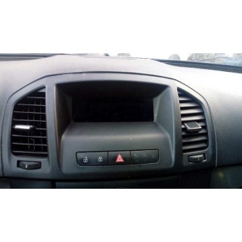 opel insignia berlina del año 2010