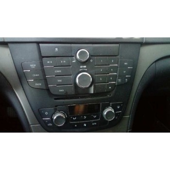 opel insignia berlina del año 2010