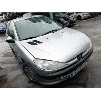 peugeot 206 berlina del año 1999
