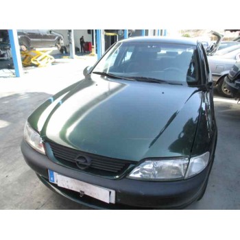 opel vectra b berlina del año 1999