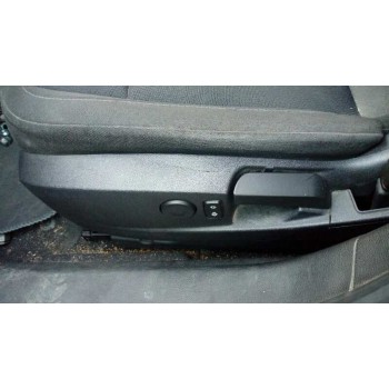 opel insignia berlina del año 2010