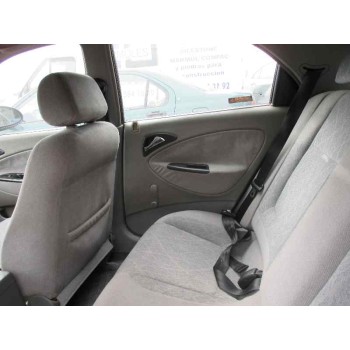 daewoo lanos del año 2000