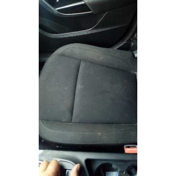 opel insignia berlina del año 2010