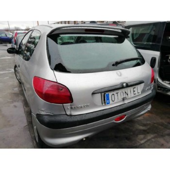 peugeot 206 berlina del año 1999