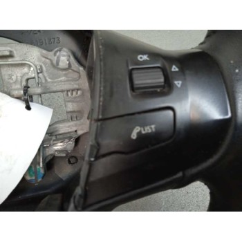 Recambio de volante para peugeot 208 allure referencia OEM IAM 96750123ZD ALGO MARCADO 