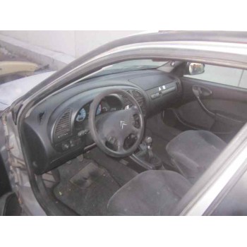 citroën xsara berlina del año 2001