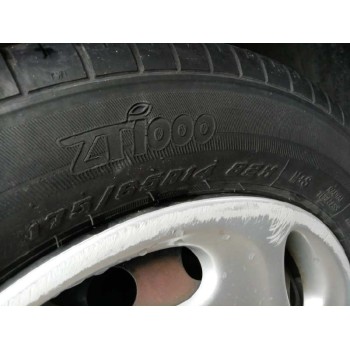 peugeot 206 berlina del año 1999