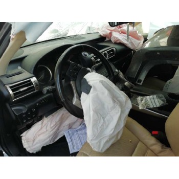 lexus is del año 2015