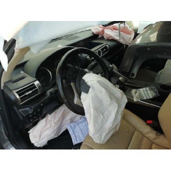 lexus is del año 2015