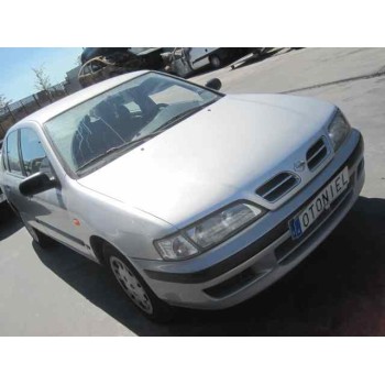 nissan primera berlina (p11) del año 1998