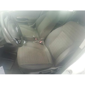 opel corsa d del año 2013