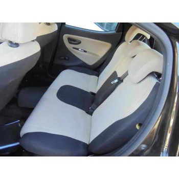 lancia ypsilon (402) del año 2013