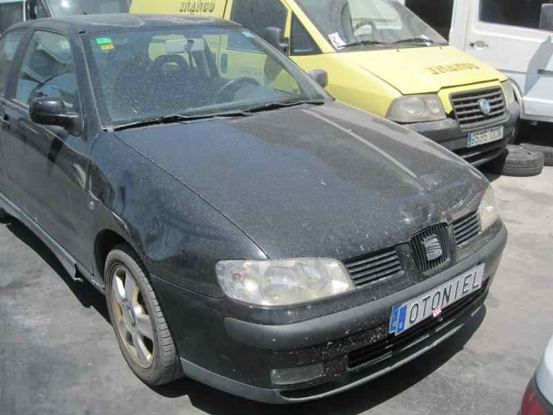 SEAT CORDOBA BERLINA (6K2)