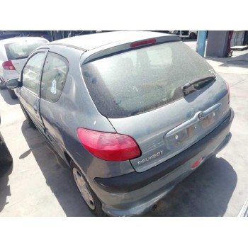 peugeot 206 berlina del año 2000
