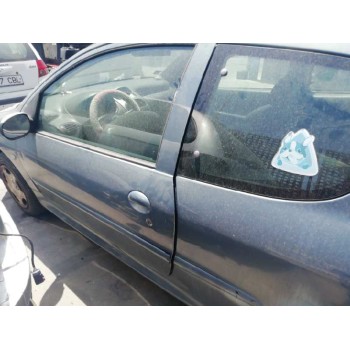 peugeot 206 berlina del año 2000