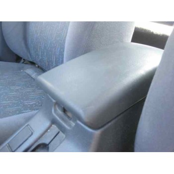 nissan primera berlina (p11) del año 1998